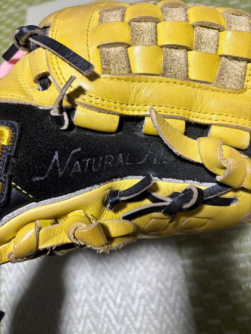 【値下げ可】HI-GOLD ハイゴールド 軟式用グローブAPG-6826ヌバック