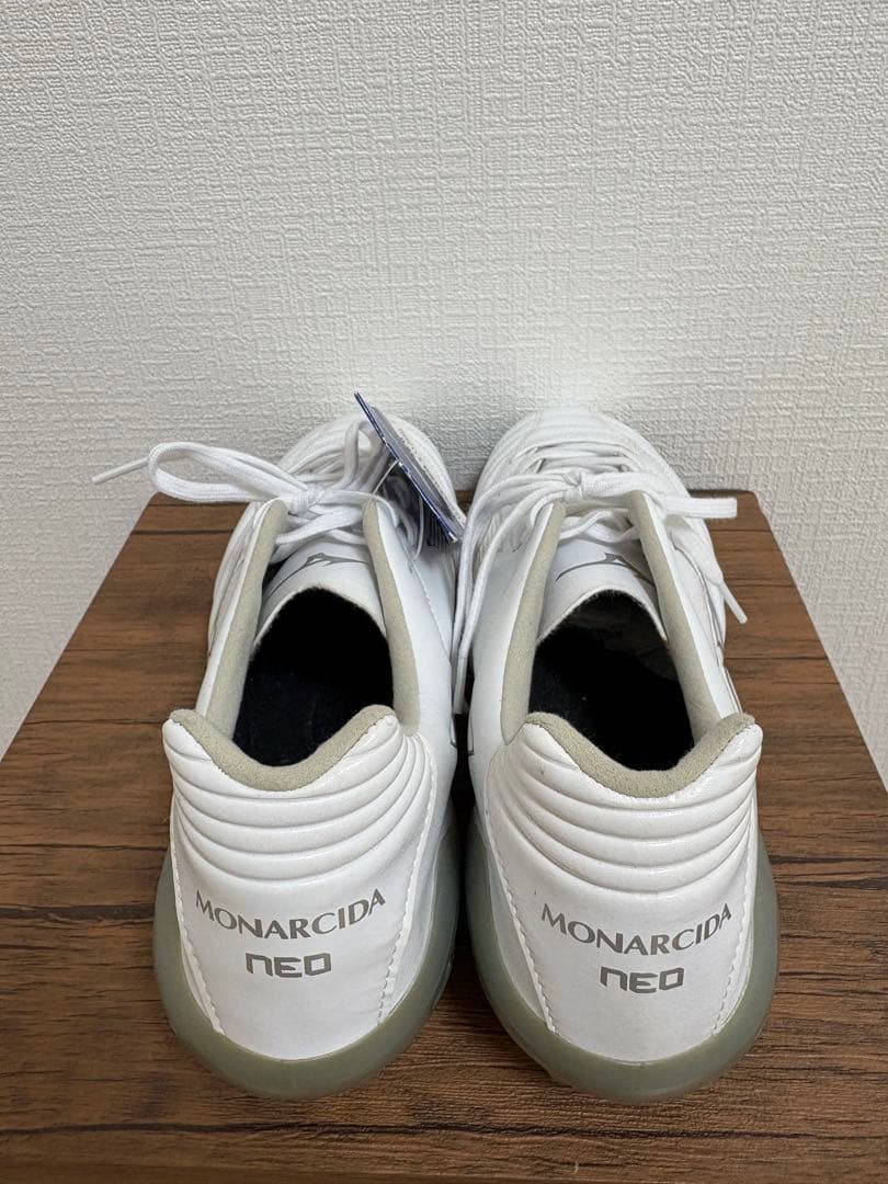 ミズノ　モナルシーダ　新品　28cm