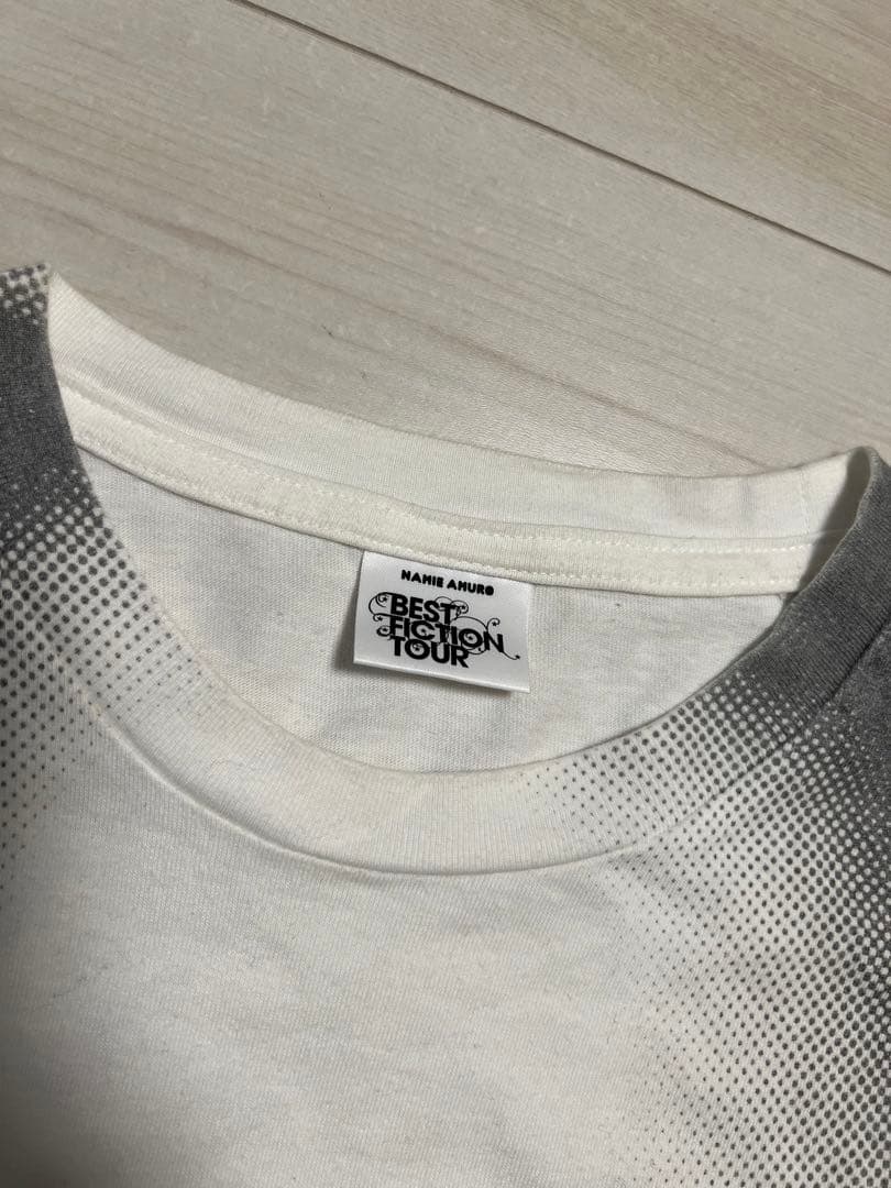安室奈美恵　ベストフィクション ライブTシャツ