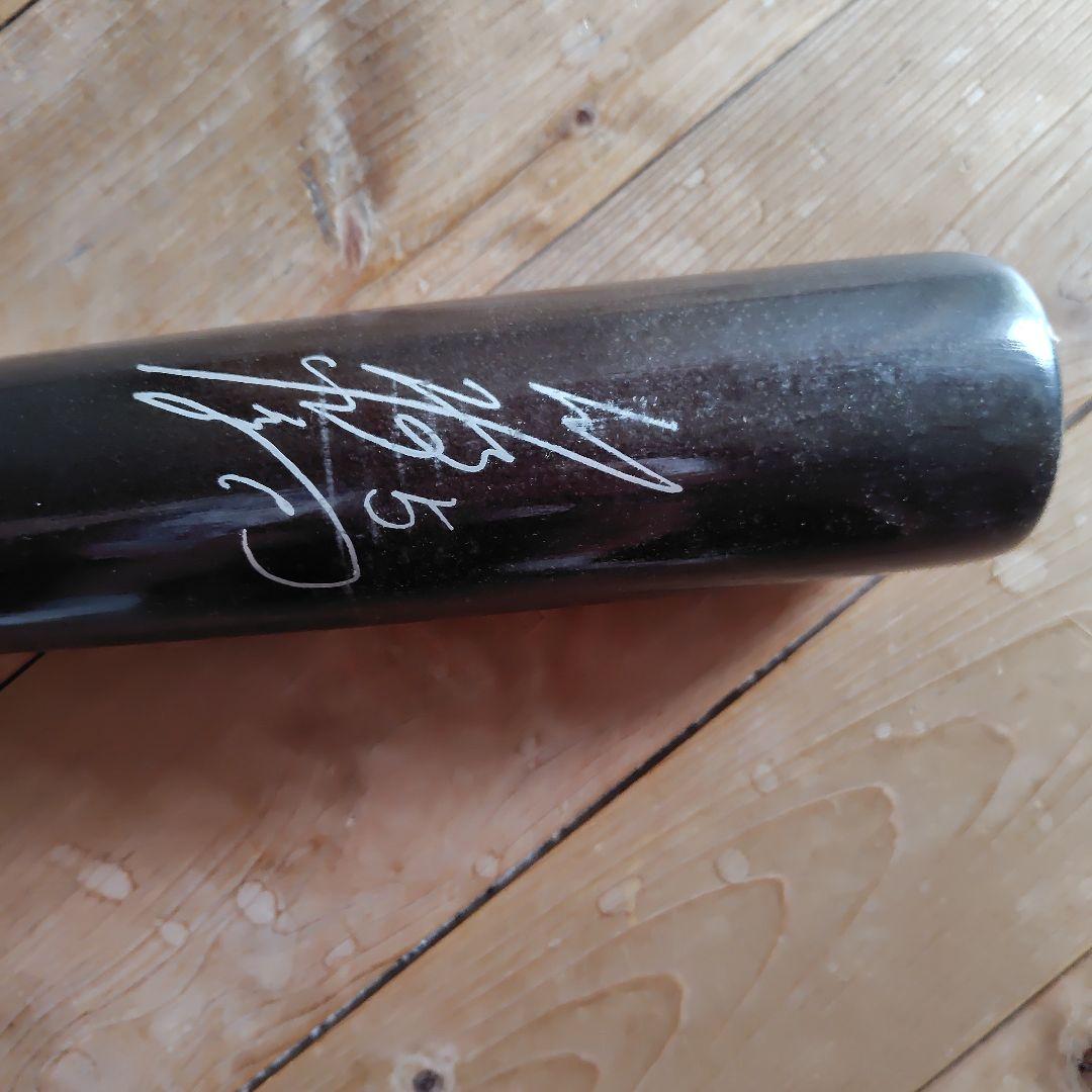 川端慎吾　東京ヤクルトスワローズ　未使用公認試合用バット　SSK　サイン入り