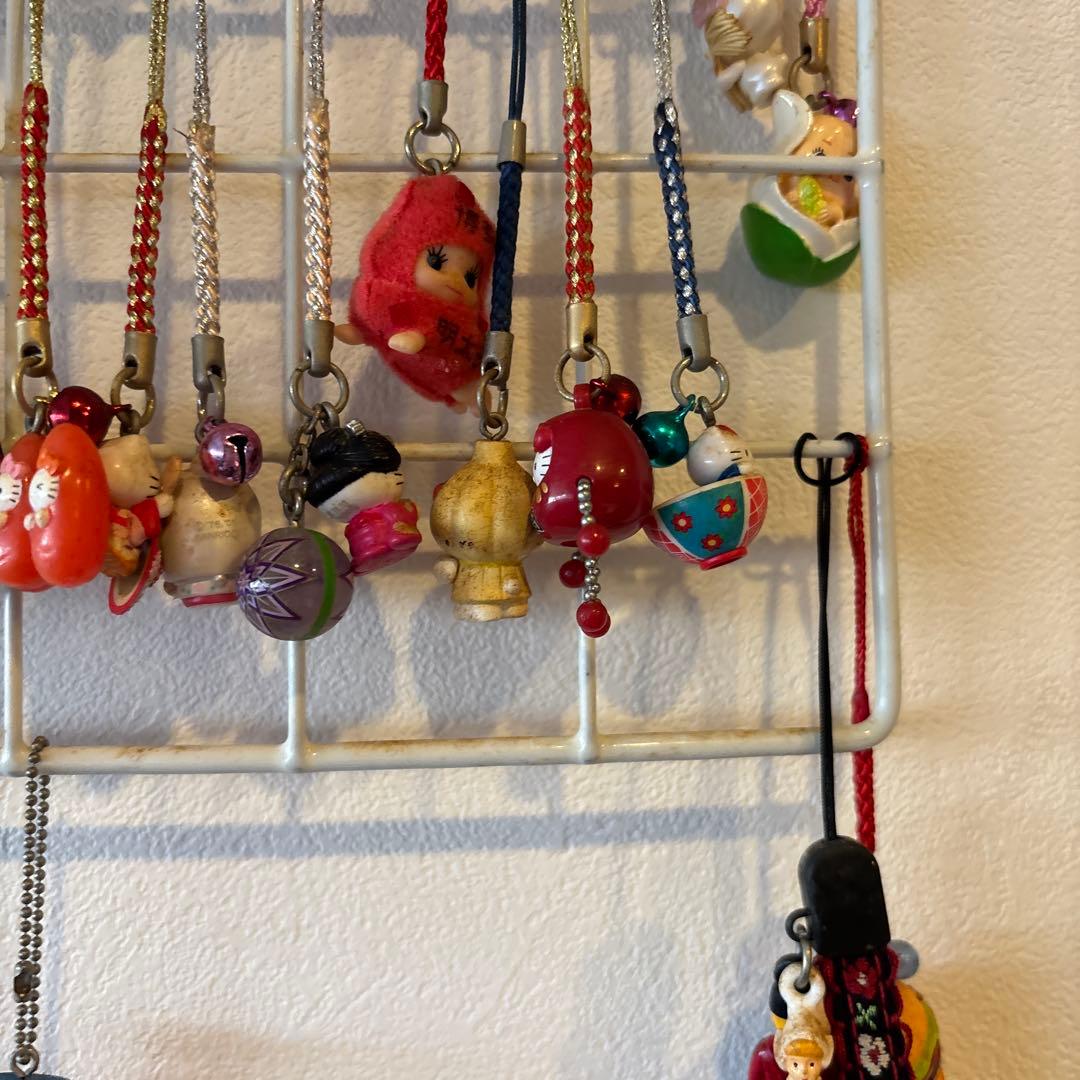 キューピーとキティのストラップ　九州メインのキャラクター　ご当地ストラップ