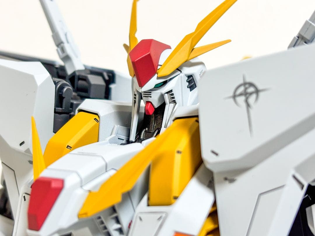HG Ξガンダム　クスィーガンダム　(ガンダムフェイス) 塗装済み完成品