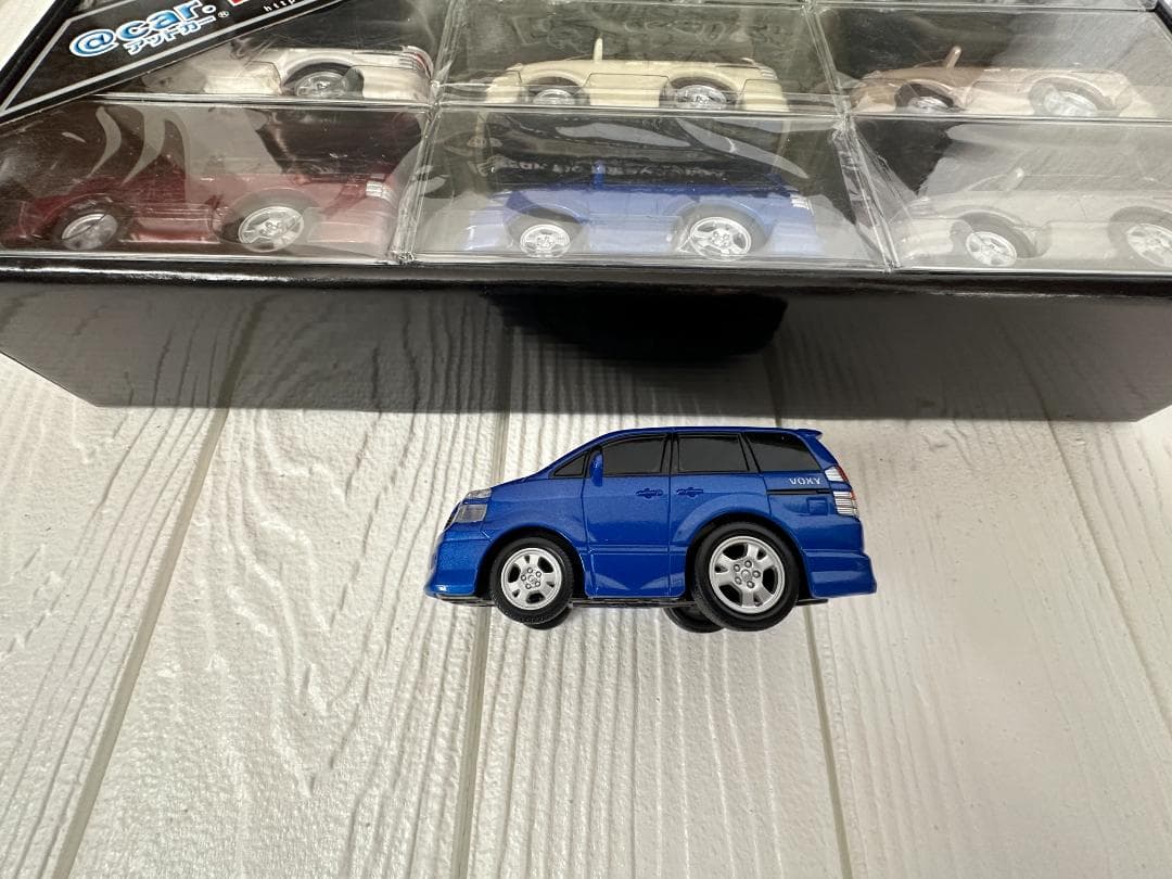 @car.110 限定コレクション9 TOYOTA VOXY