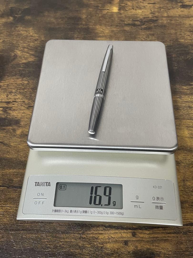 1970年代　ペン先軸一体型　蝕刻　μ ストライプ　ミュー　万年筆　細字　備品付