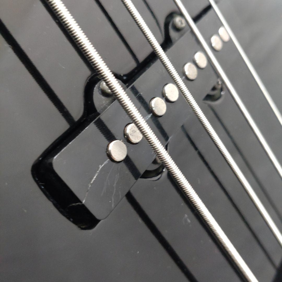 GazettE れいたモデル スルーネック仕様