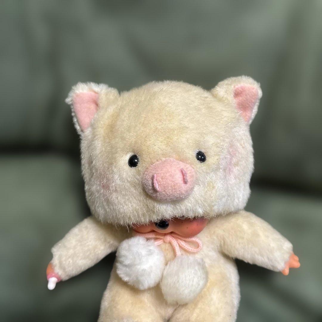 モンチッチ　ぬいぐるみ　アニマルドレスぶた