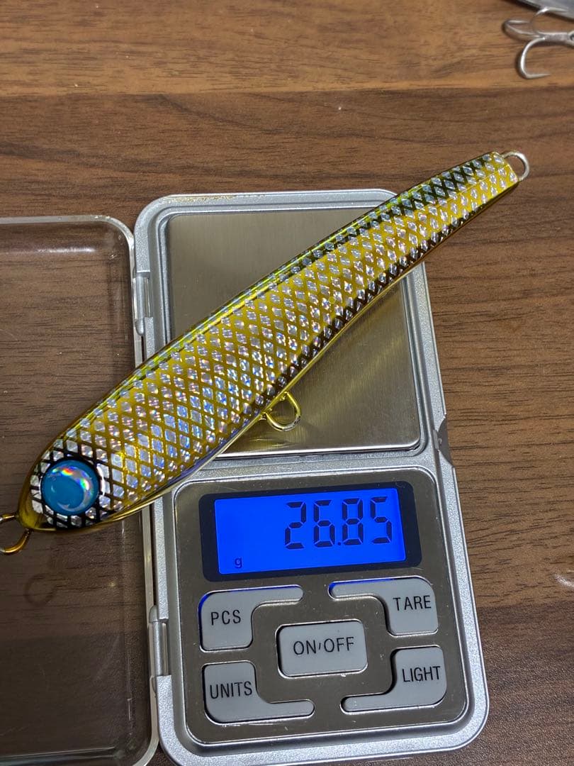 ララペン125F 金ピカMAX 左右非対称