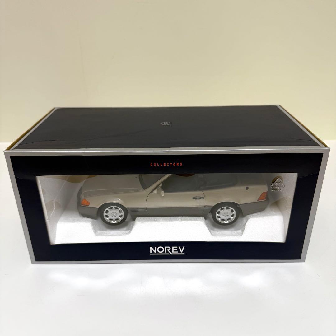未使用　ノレブ 1/18 メルセデスベンツ 500SL 1989スモークシルバー