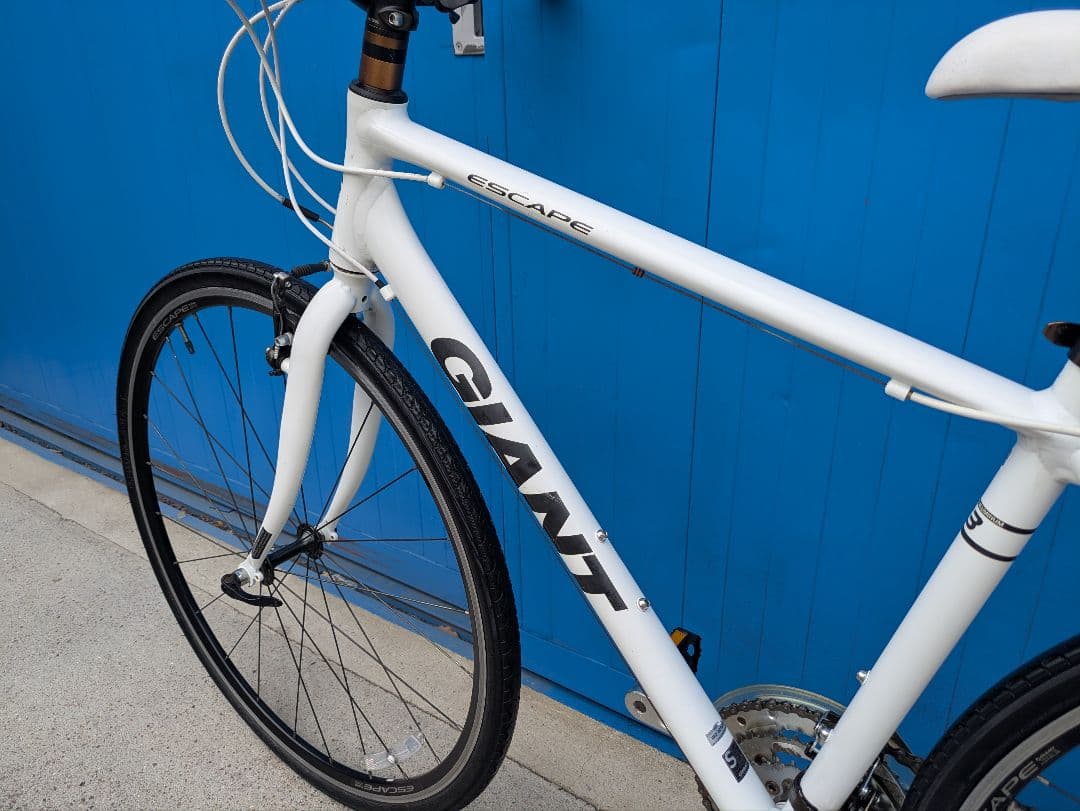 美品　GIANT ESCAPE R3 GIANT クロスバイク 名古屋引取