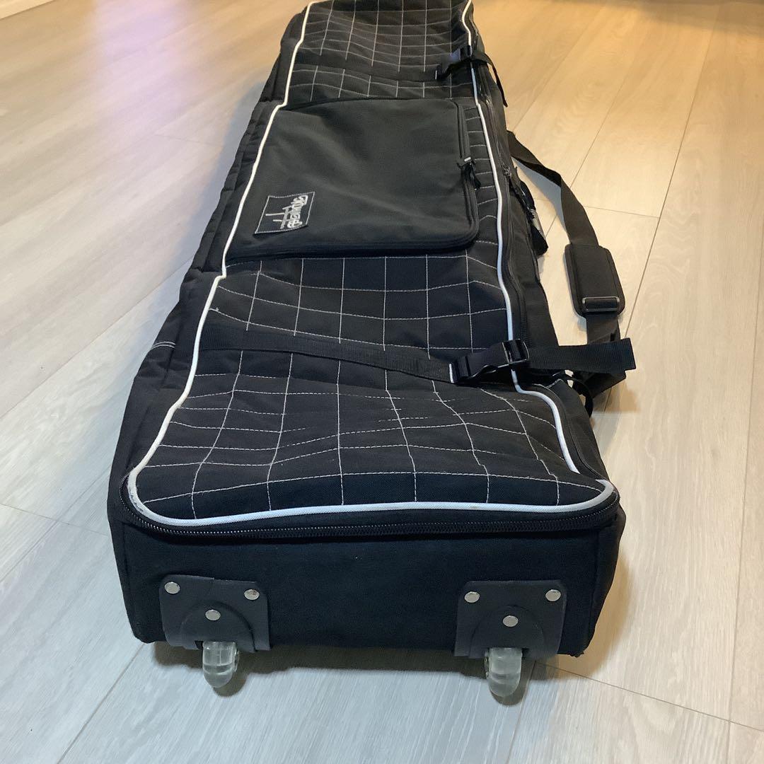 055storm shed ウィーリー キャリースノーボードバッグキャスター