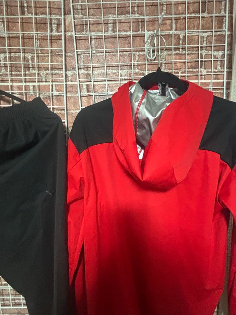 Mizuno フード付きジャージ上下セット