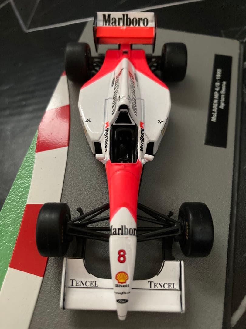 マクラーレン　MP4/8 マルボロ仕様　セナ　F1マシンコレクション