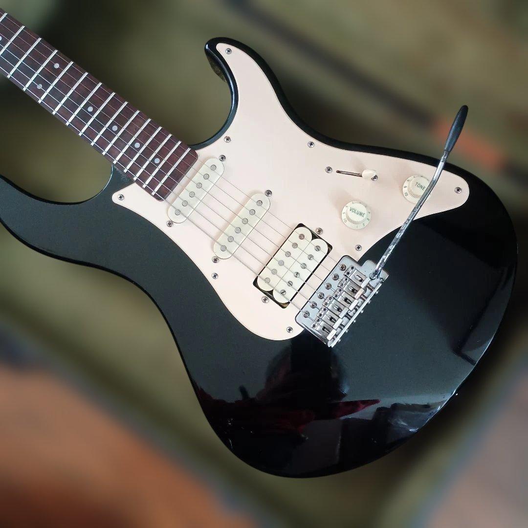 ギター YAMAHA Pacifica 112