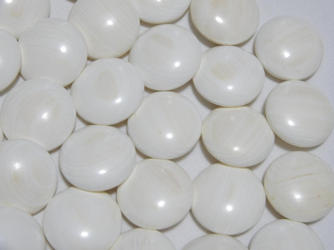 囲碁　本蛤 那智黒碁石　37号　+　超特大木製碁笥　使用少美品