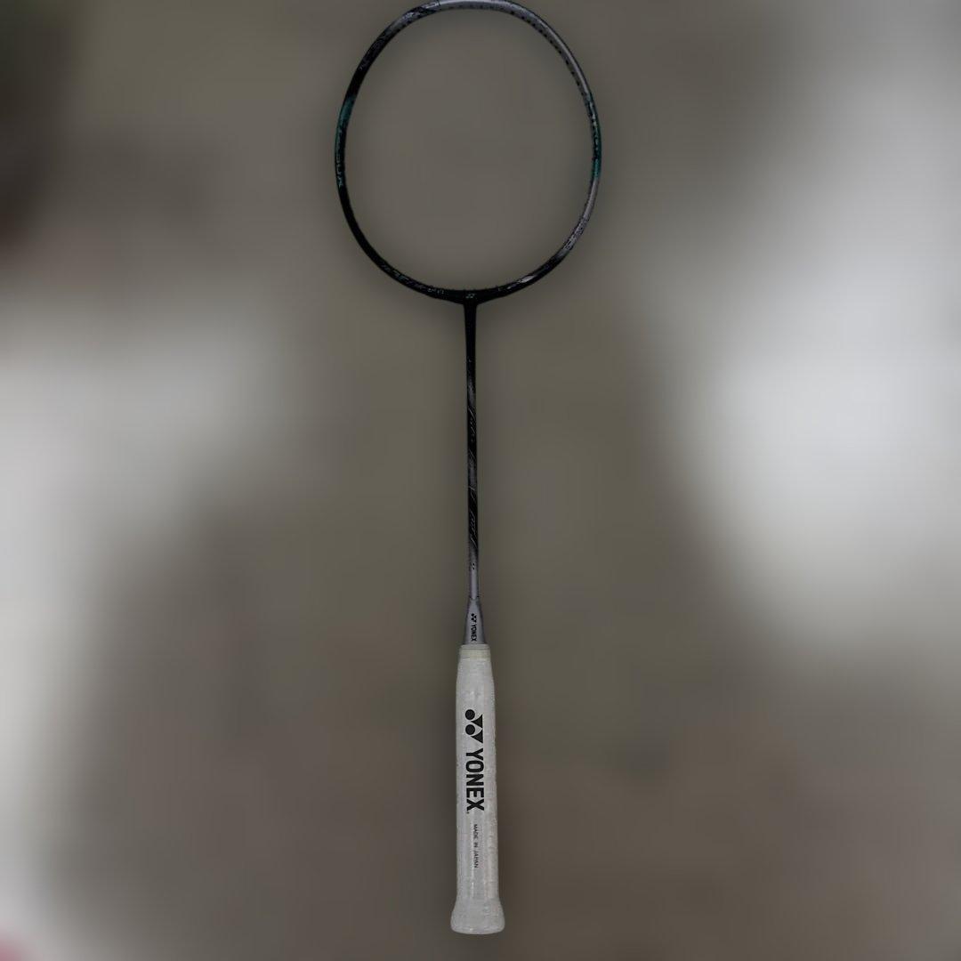YONEX 88dプロ バドミントンラケット ブラック/ホワイト