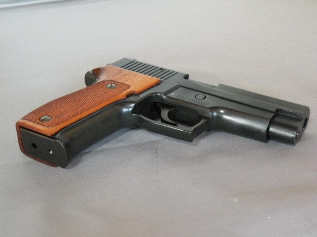 c*t様 タナカワークス P226 シグシュアー マグナブローバック 木製グリッ