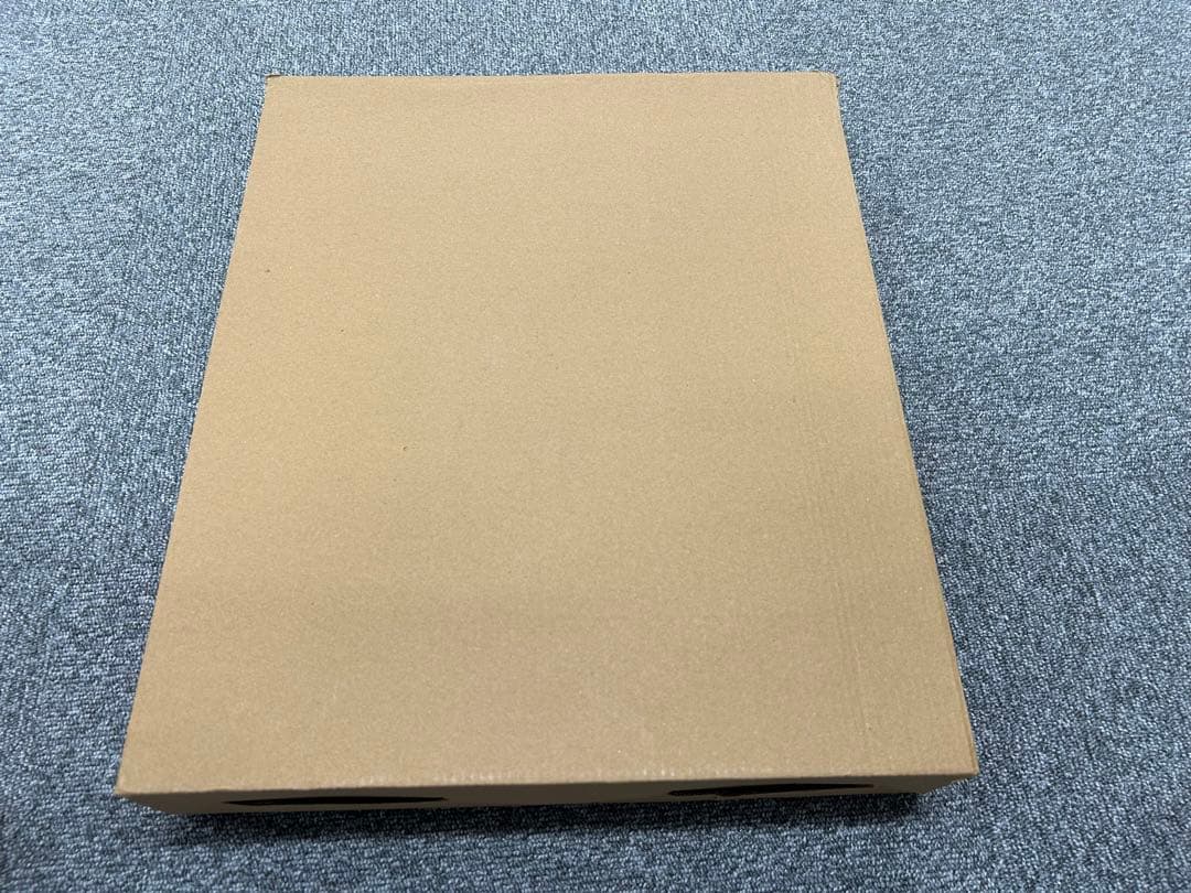 限定販売　広島東洋カープ　LED CLOCK ネオン　+ 新井監督ボブルヘッド