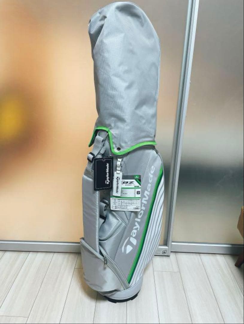 最終価格　☆ 新品 ☆ 超軽量　テーラーメイド キャディバッグ