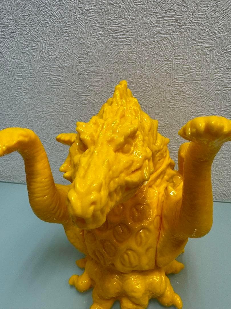 M１号　ビオランテ　未塗装　黄色　非売品　くじ景品　1等　東宝　特撮　ゴジラ