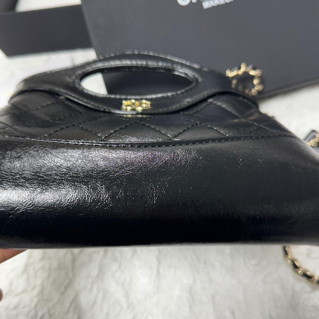 vip☆ 非売品ブラックレザー クラッチバッグso