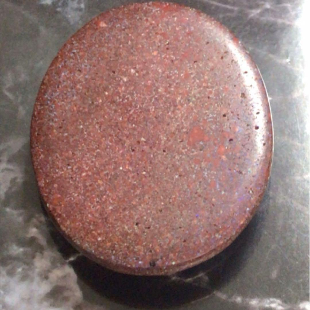 巨大カメオ　ボルダーオパール　120ct