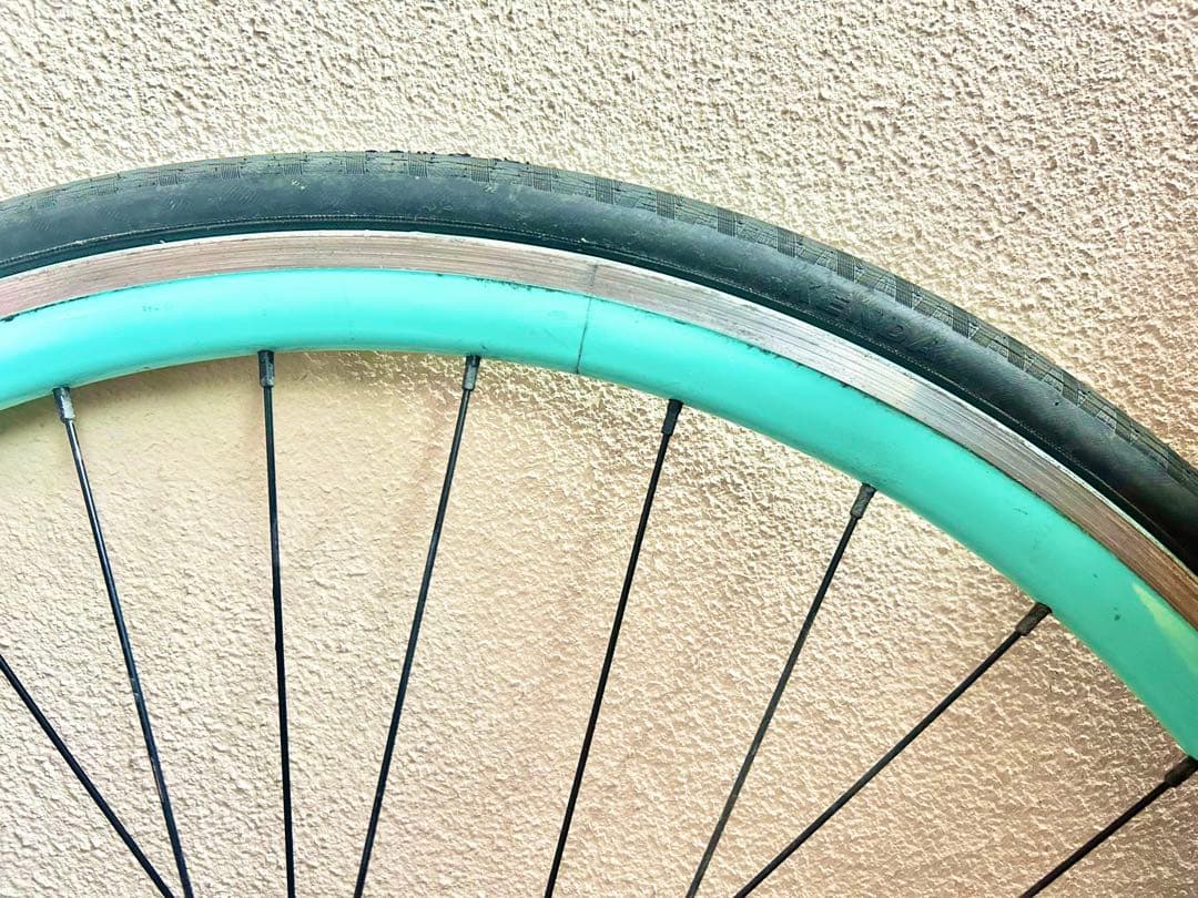 ビアンキ【Bianchi純正】クリンチャーホイール＆タイヤ前輪★珍しいチェレステ