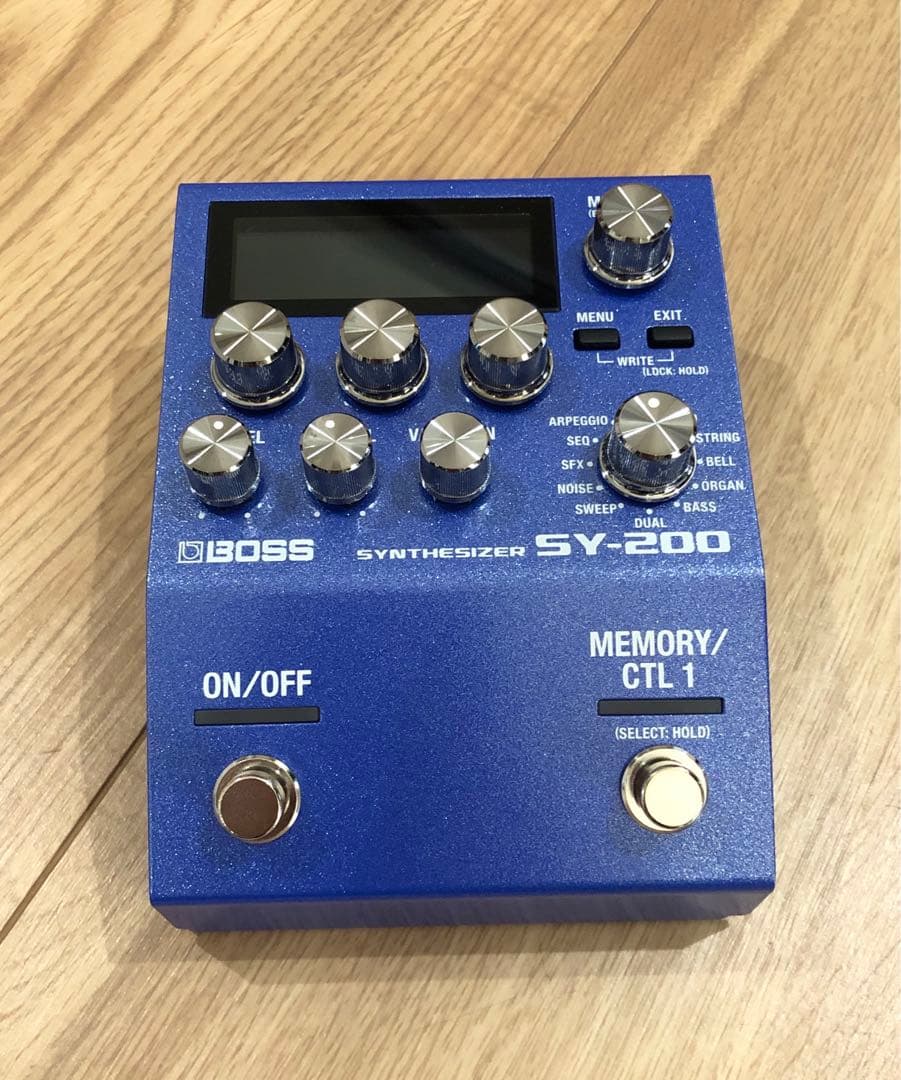 ギター BOSS synthesizer SY-200