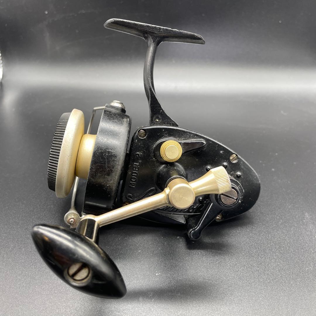 AIREX LARCHMONT MODEL2 オールドスピニングリールケース付