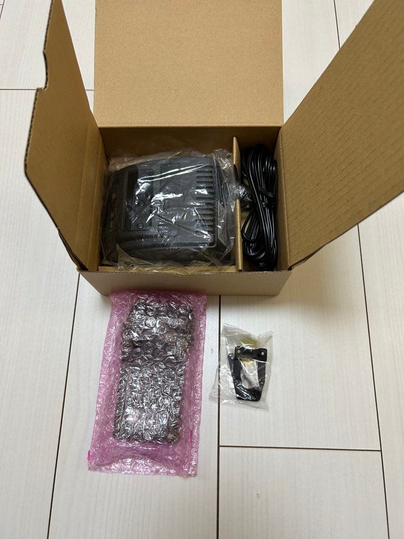 STANDARD HX835P 多人数同時通話システム子機+急速充電器