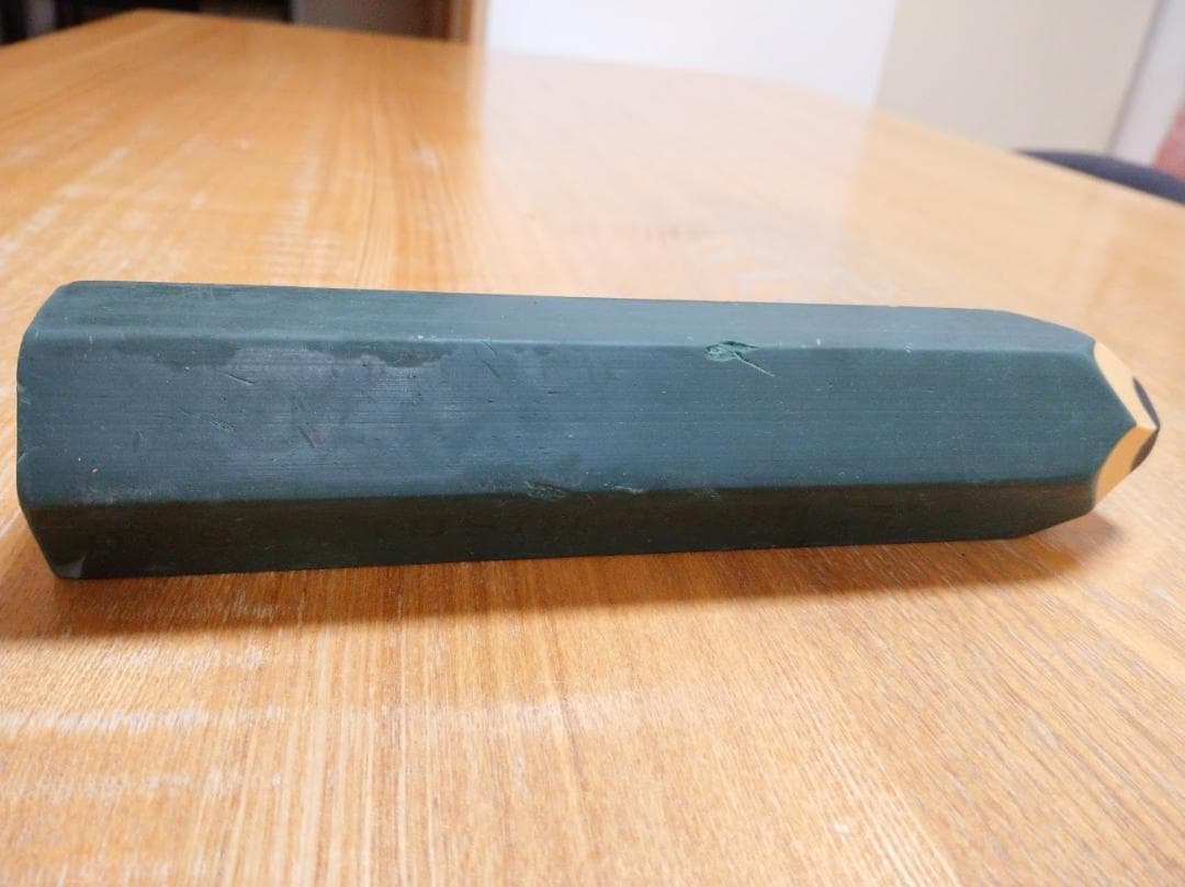 超巨大　三菱鉛筆ケシゴム