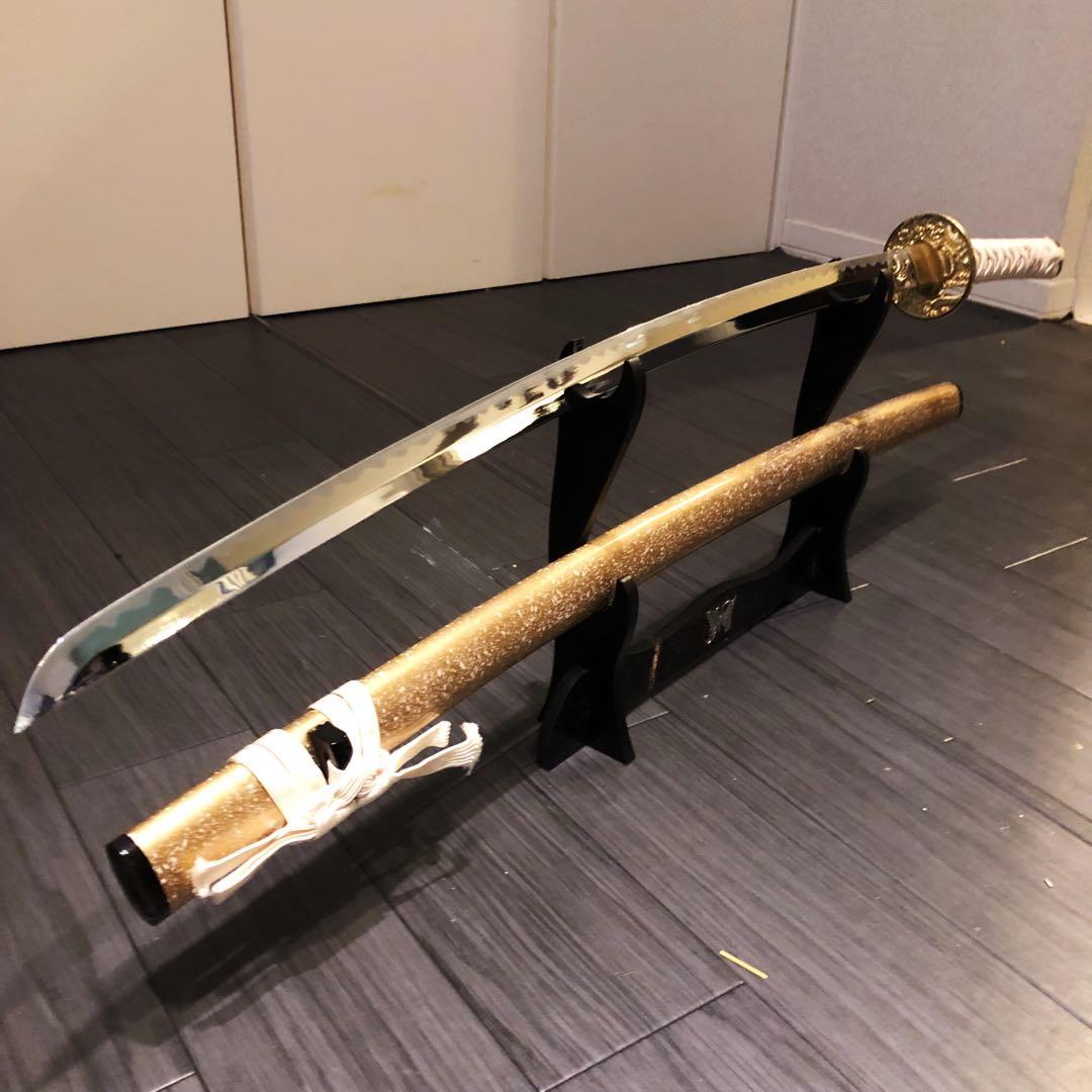 高級模造刀　白金拵え　太刀　本格模造刀