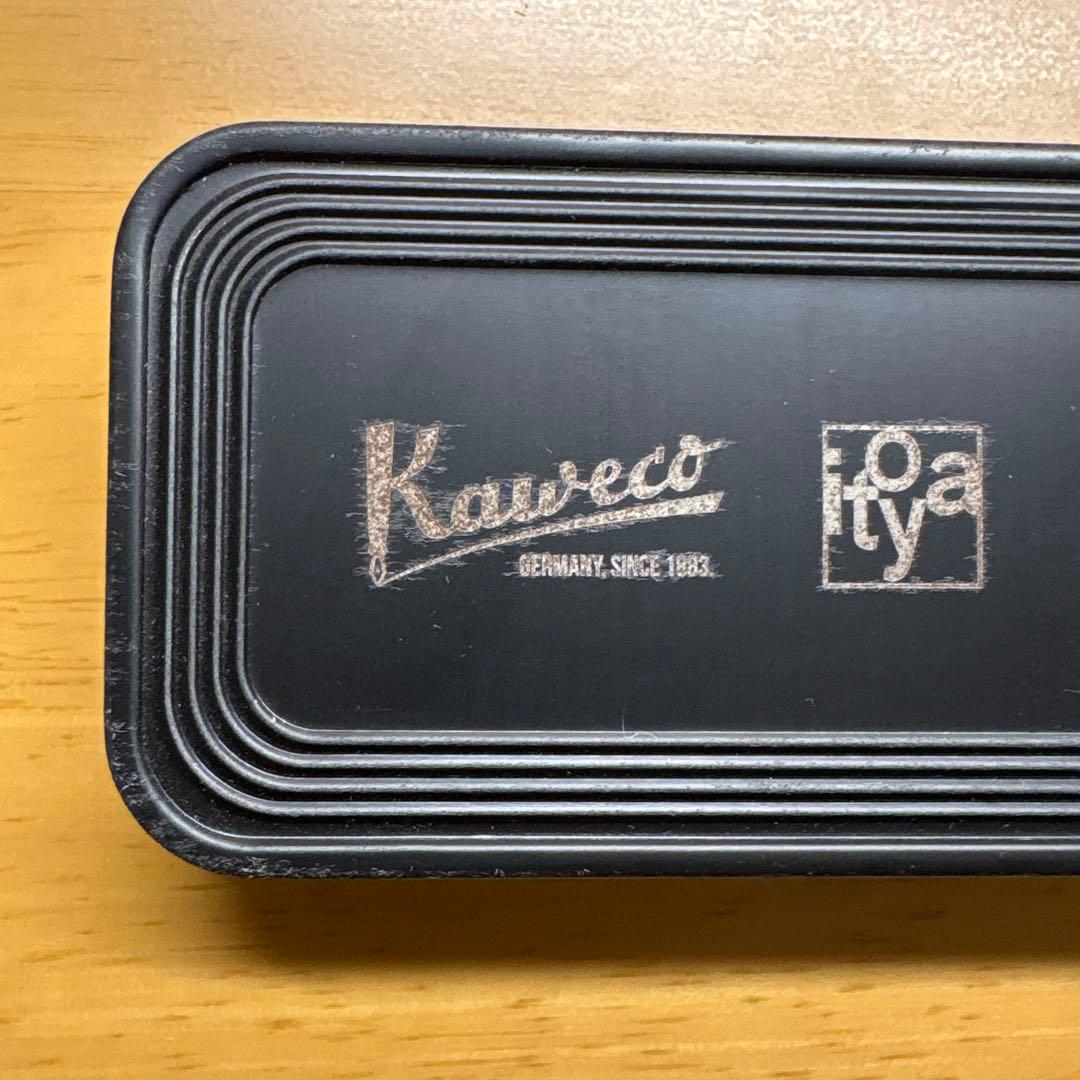 伊東屋限定カヴェコスペシャル　オリーブブラウン 0.5mm