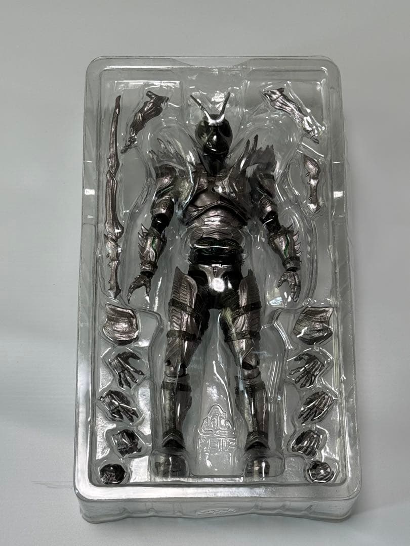 S.H.Figuarts 仮面ライダーSHADOWMOON シャドームーン