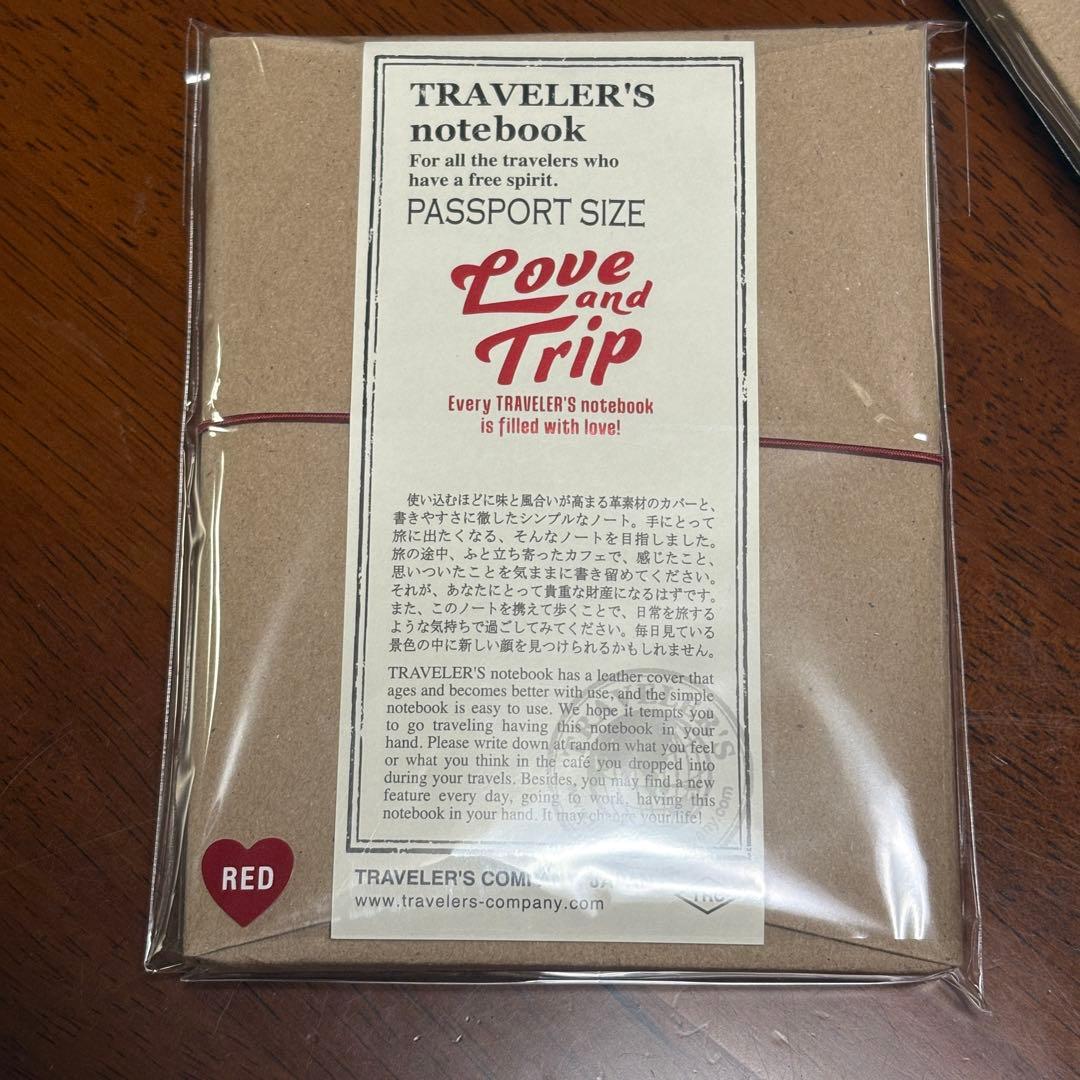 トラベラーズノート Love and trip パスポートサイズ