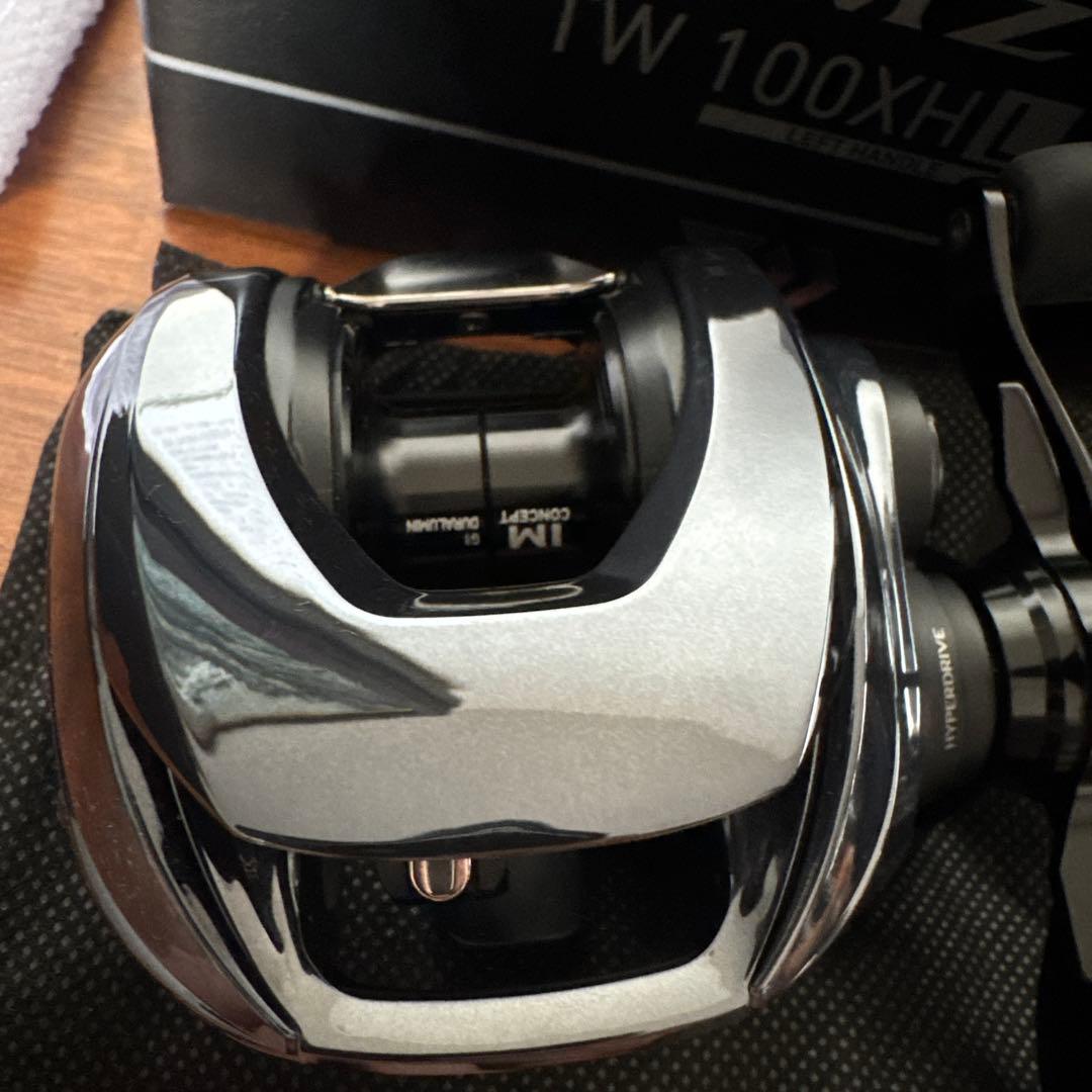 （最終値下げ）早い者勝ち ！Daiwa 25 IMZ TW 100XHL-C