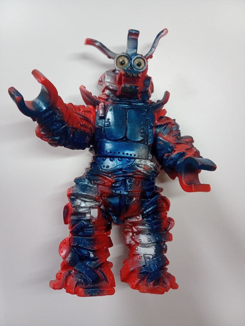 ガルバン　磁石怪獣　キャプテンウルトラ