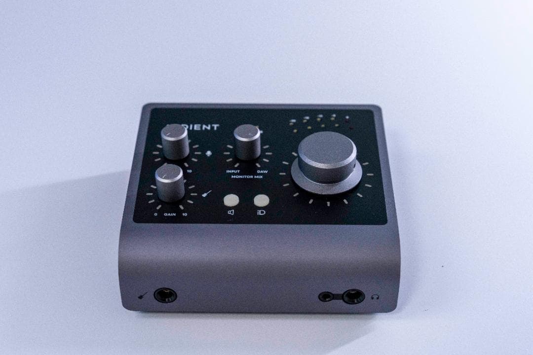 AUDIENT iD4mk2 オーディオインターフェース