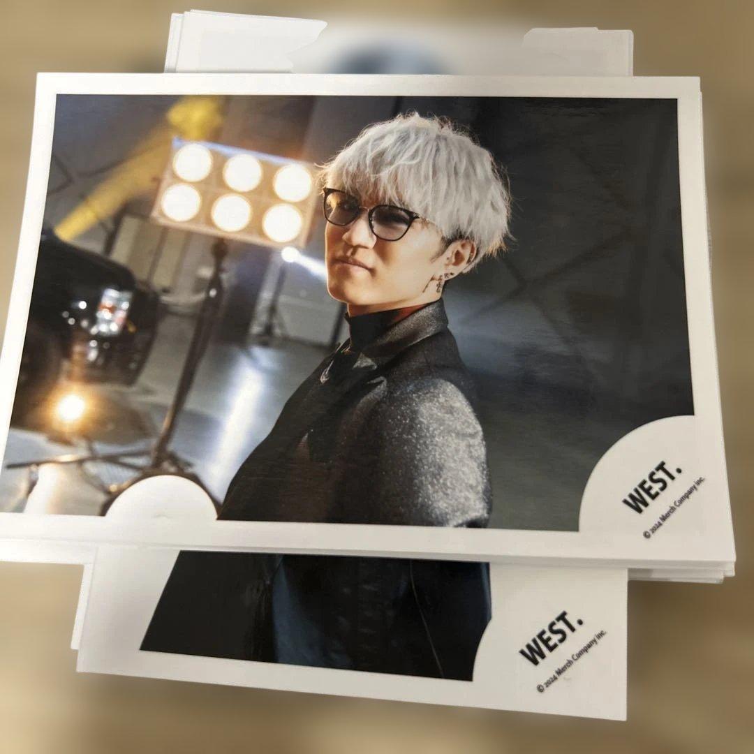 WEST. 写真、ステッカー（神山智洋多め）
