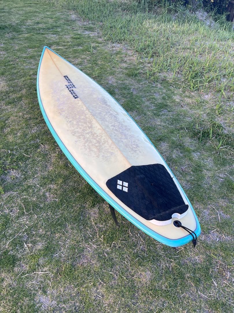 サーフボード/ FCSフィン付き