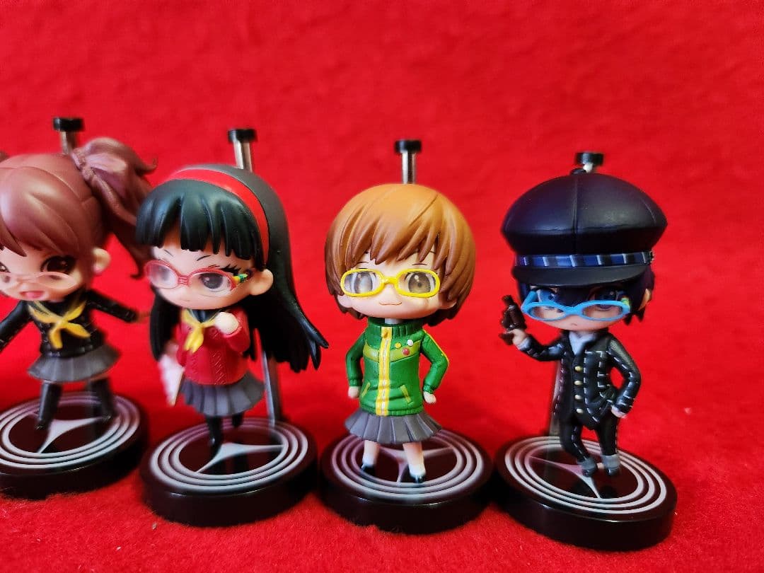 ペルソナ４　　ワングランデフィギュア白鐘直斗　久慈川りせ　天城雪子　など