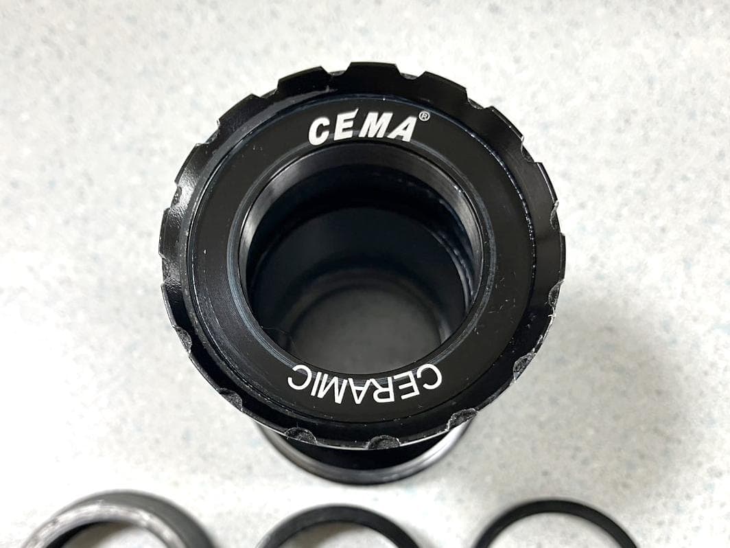 CEMA DUB 29mm PF30/PF30A セラミック BB right