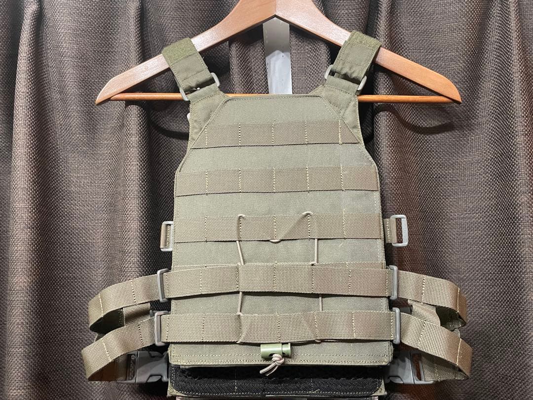 プレートキャリア フォリッジグリーン(特注)