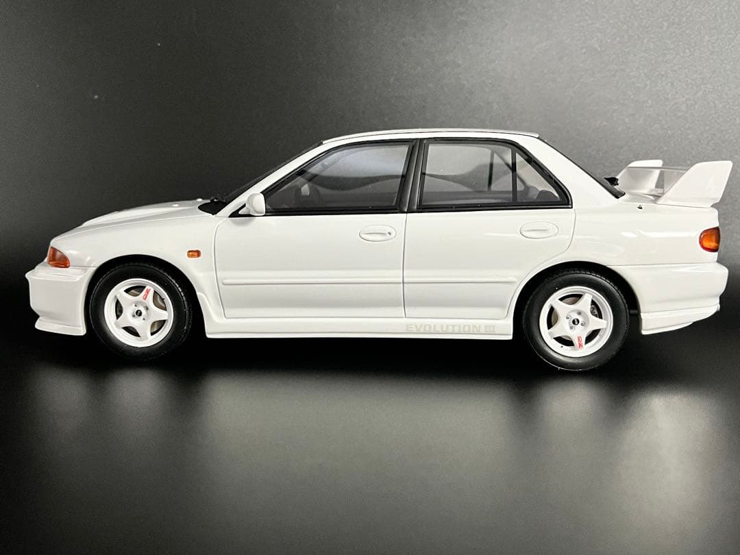 OTTO 1/18 ランサー エボリューションⅢ ホワイト ランエボ3
