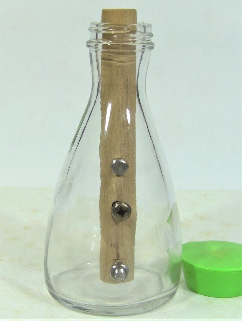 醤油挿し緑1 瓶知恵の輪 SN0031