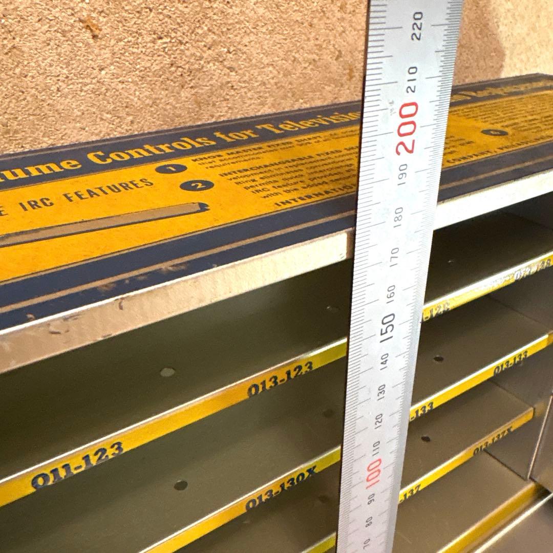 60年代　アメリカ　キャビネット　ガレージ　シェルフ　ラック　ミニカー