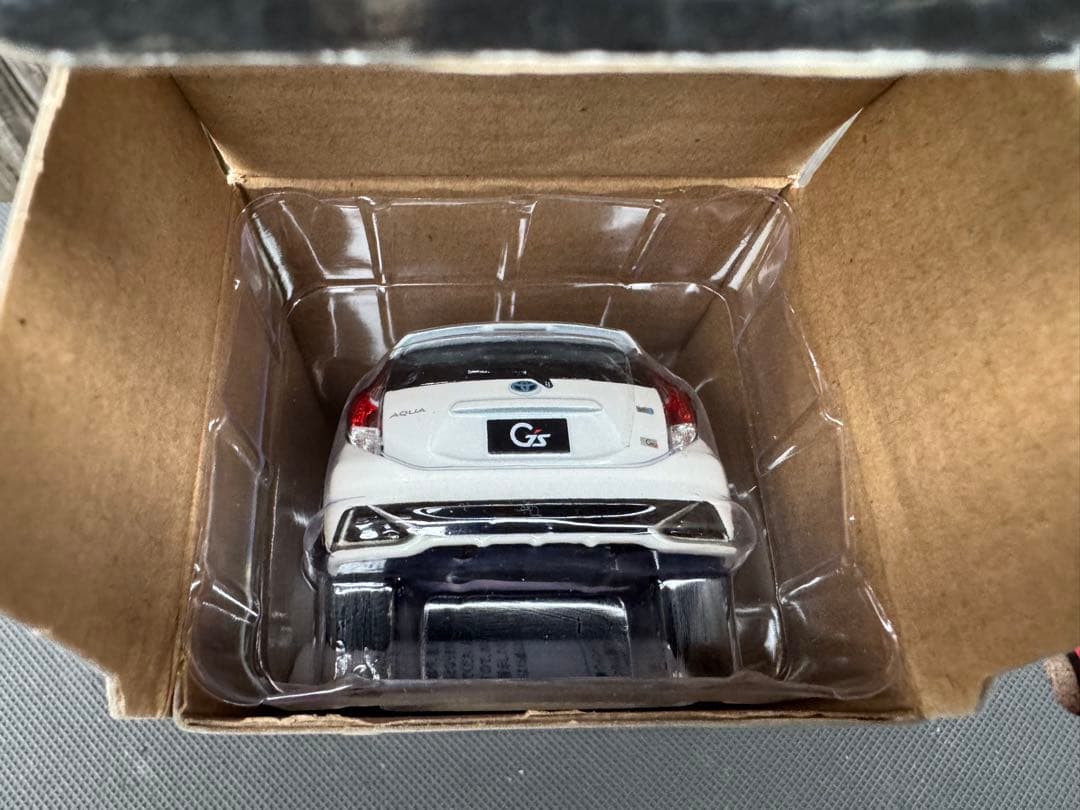 トヨタ TOYOTA AQUA G's アクア ジーズ ミニカー