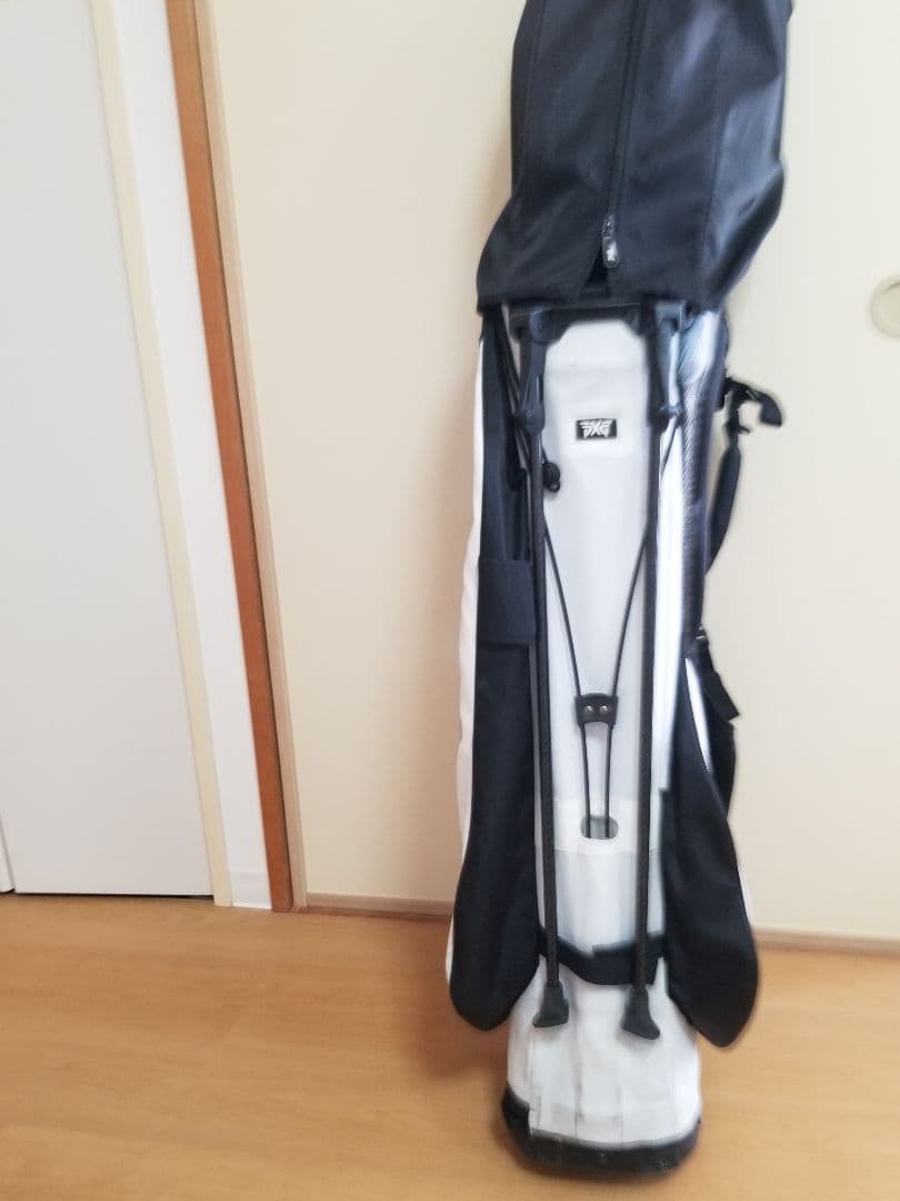 PXG スタンドバッグ ブラック/ホワイト