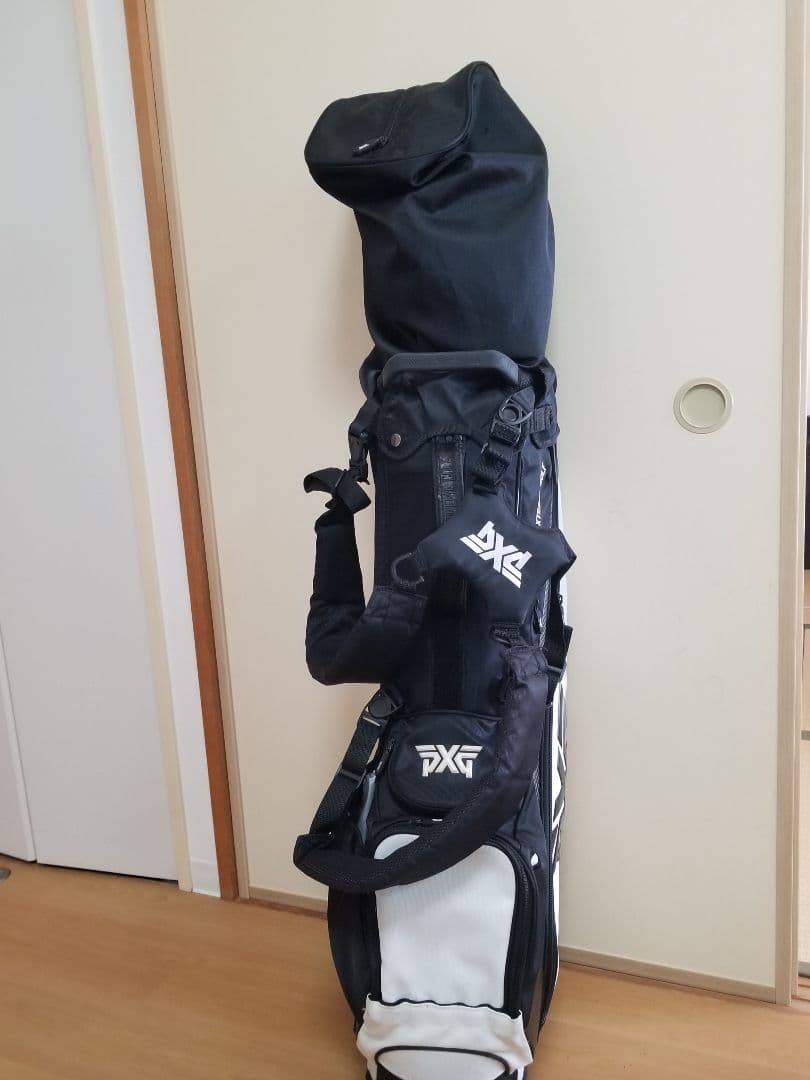 PXG スタンドバッグ ブラック/ホワイト
