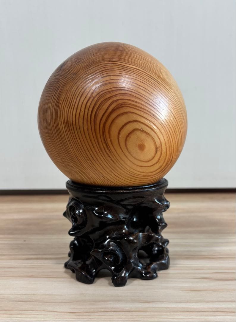 宝珠 （ 台座付 ） 若干楕円　11.5cm