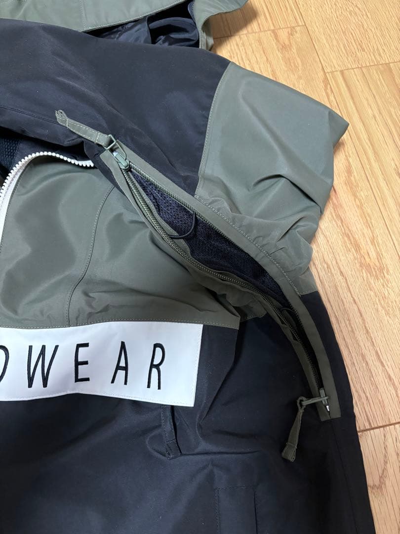 AA HARD WEAR スノーボードウェア　プルオーバー　Sサイズ